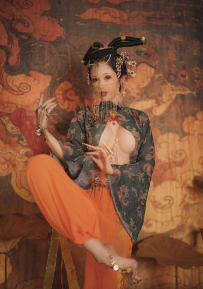 日日摸天天添天天添破_BD在线观看视频